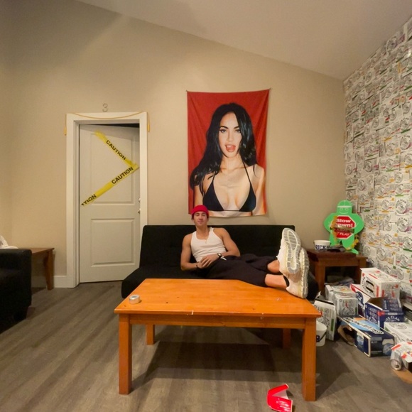 Meet your Posher, Clayton - Picture 1 of 1